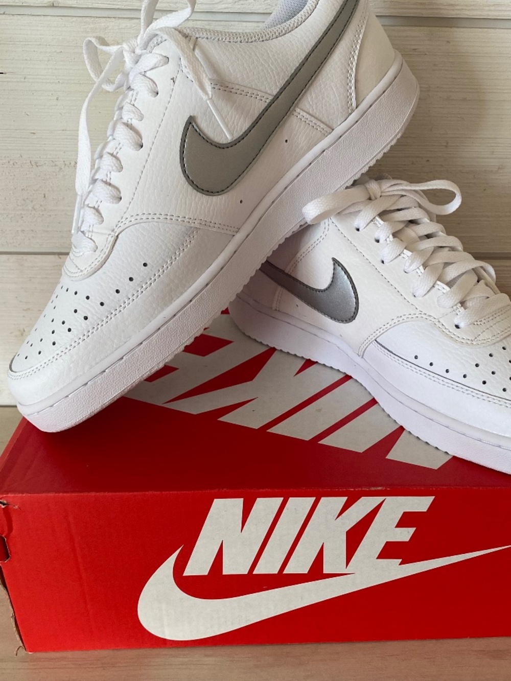 Nike Court Vision Low White with Metallic Accents Women’s Size 10.5 NIB